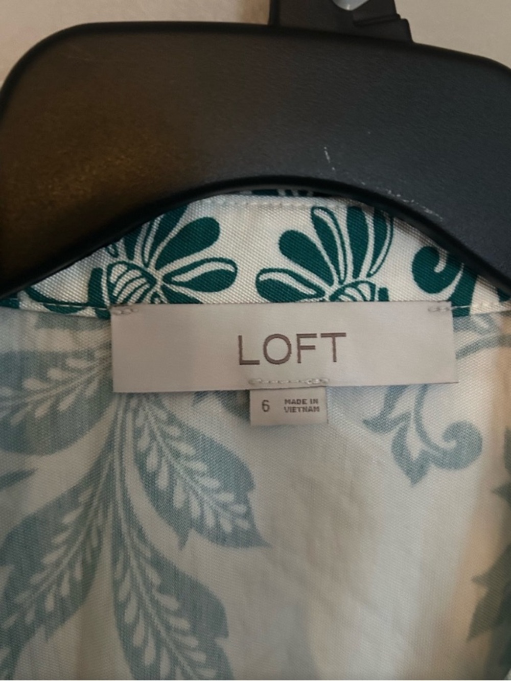 Loft Button Dress - Picture 4 of 6